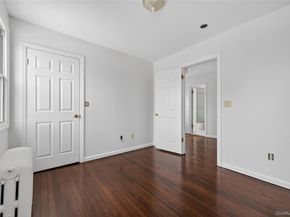 26 W 5th Street, Locust Valley NY 11560