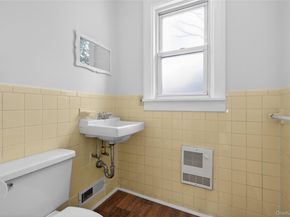 26 W 5th Street, Locust Valley NY 11560