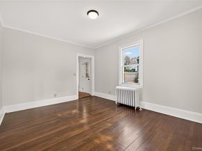 26 W 5th Street, Locust Valley NY 11560