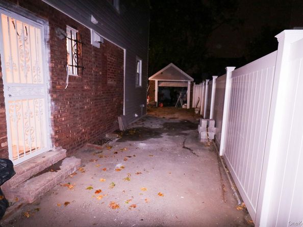 11546 220th Street, Cambria Heights NY 11411