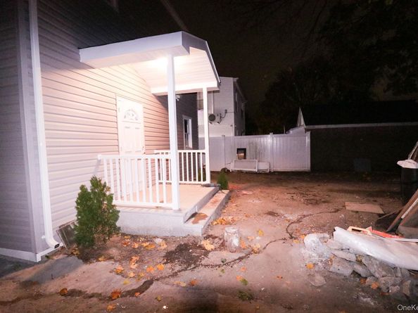 11546 220th Street, Cambria Heights NY 11411