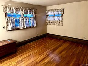 55 Constellation Road, Levittown NY 11756