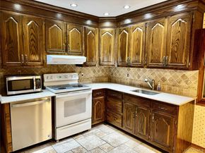 55 Constellation Road, Levittown NY 11756