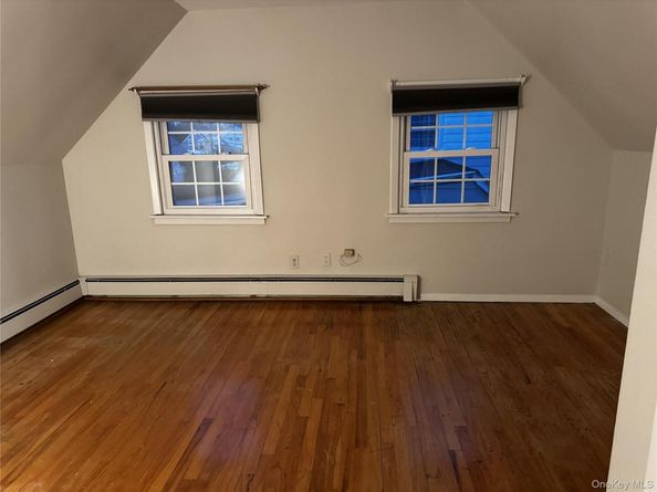 55 Constellation Road, Levittown NY 11756