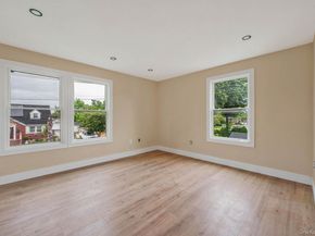 87 Sobro Avenue, Valley Stream NY 11580