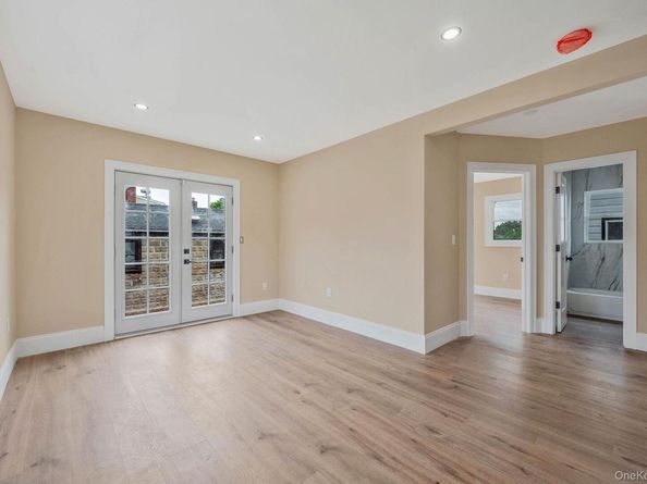 87 Sobro Avenue, Valley Stream NY 11580