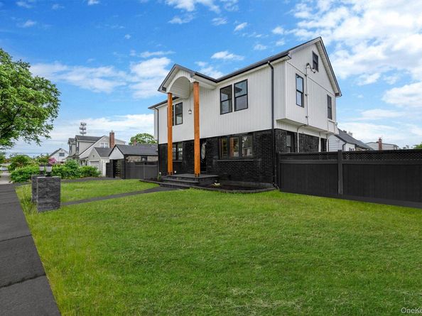 87 Sobro Avenue, Valley Stream NY 11580