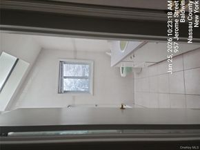 957 Jerome Street, Baldwin Harbor NY 11510