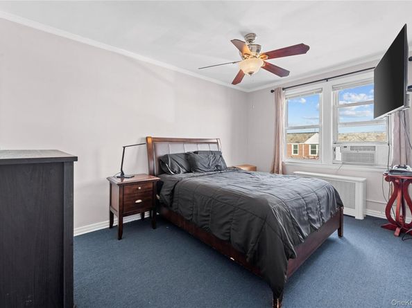 7338 52nd Road, Maspeth NY 11378