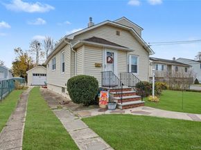 74 Nassau Street, Islip Terrace NY 11752