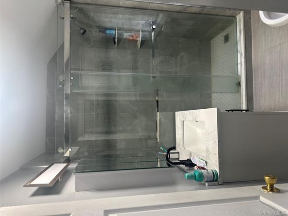 16 Hendrickson Avenue, Hempstead NY 11550