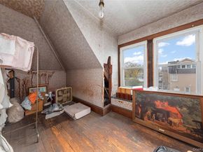 806 Clintonville Street, Whitestone NY 11357