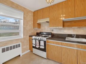 10 Dehaven Drive 2D, Yonkers NY 10703