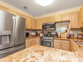 1027 Jerusalem Avenue 121, Uniondale NY 11553