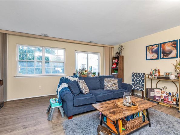 1027 Jerusalem Avenue 121, Uniondale NY 11553