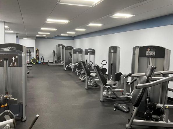 2 Bay Club Drive 6D, Bayside NY 11360