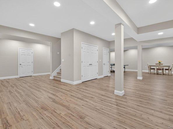 70 Keri Way, Woodbury NY 11797