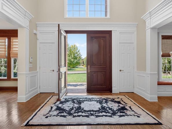 70 Keri Way, Woodbury NY 11797