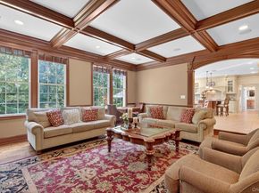 70 Keri Way, Woodbury NY 11797