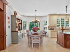 70 Keri Way, Woodbury NY 11797