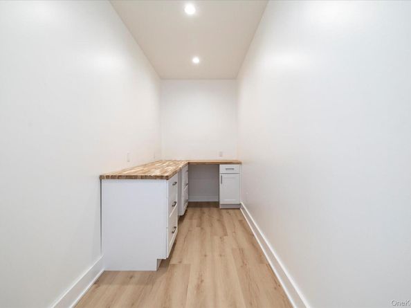 480 Ackerly Pond Lane, Southold NY 11971