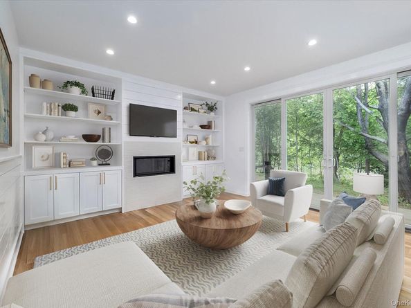 480 Ackerly Pond Lane, Southold NY 11971