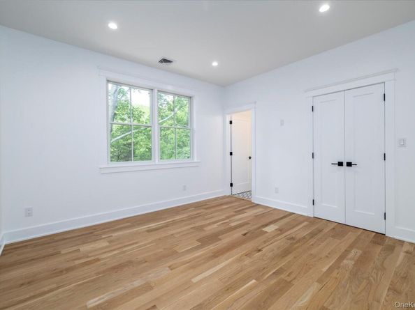 480 Ackerly Pond Lane, Southold NY 11971