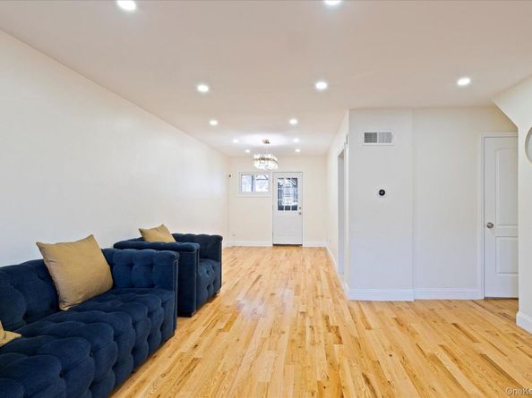 144-14 68th Avenue, Kew Garden Hills NY 11367