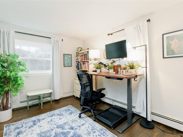 38 Manhasset Road, Sound Beach NY 11789