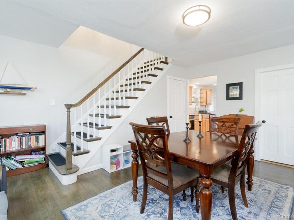 38 Manhasset Road, Sound Beach NY 11789