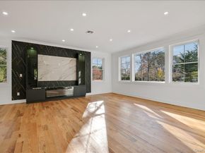 1130A Carlls Straight Path, Dix Hills NY 11746