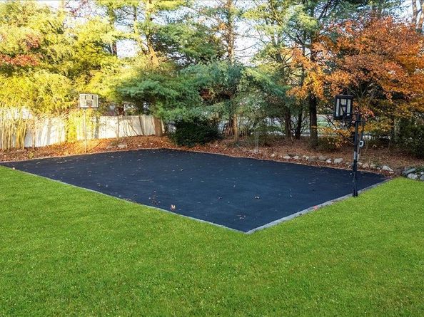 1130A Carlls Straight Path, Dix Hills NY 11746