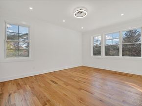 1130A Carlls Straight Path, Dix Hills NY 11746