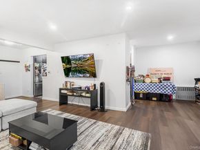 20 Wendell Street 39C, Hempstead NY 11550