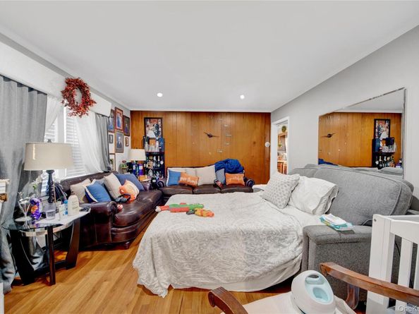 72 Park Avenue, White Plains NY 10603