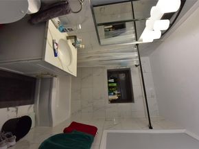 87-50 204 Street B74, Hollis NY 11423