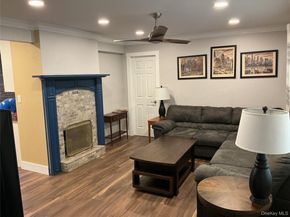 29 Cottonwood Lane, Westbury NY 11590
