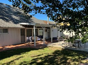 29 Cottonwood Lane, Westbury NY 11590