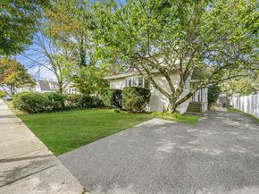 19 4th Avenue, East Rockaway NY 11518