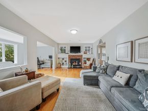 19 4th Avenue, East Rockaway NY 11518