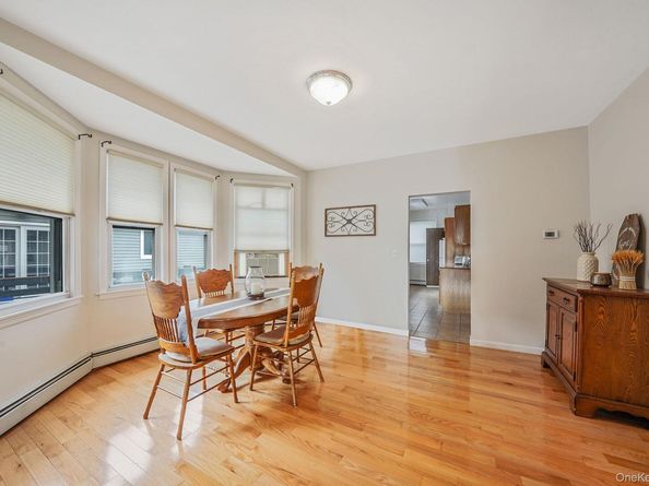 19 4th Avenue, East Rockaway NY 11518
