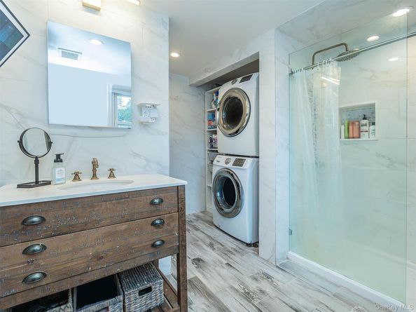 106 McLoughlin Street, Glen Cove NY 11542