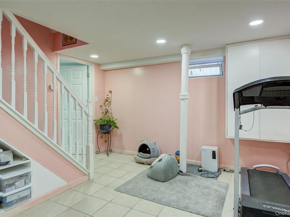 1025 Ontario Road, West Hempstead NY 11552