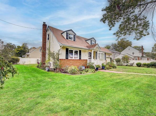 1025 Ontario Road, West Hempstead NY 11552