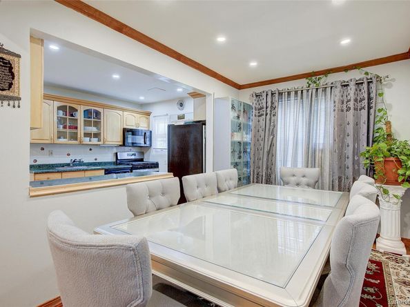 1025 Ontario Road, West Hempstead NY 11552