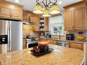 320 W 11th Street, Deer Park NY 11729