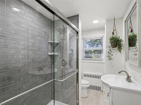 320 W 11th Street, Deer Park NY 11729