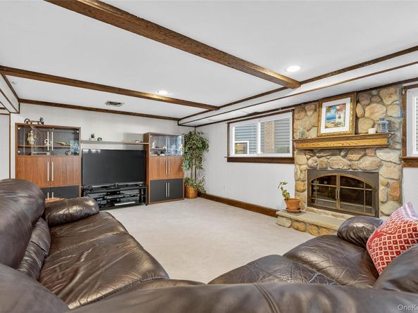 36 Fishermans Drive, Port Washington NY 11050