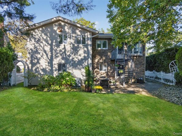 36 Fishermans Drive, Port Washington NY 11050