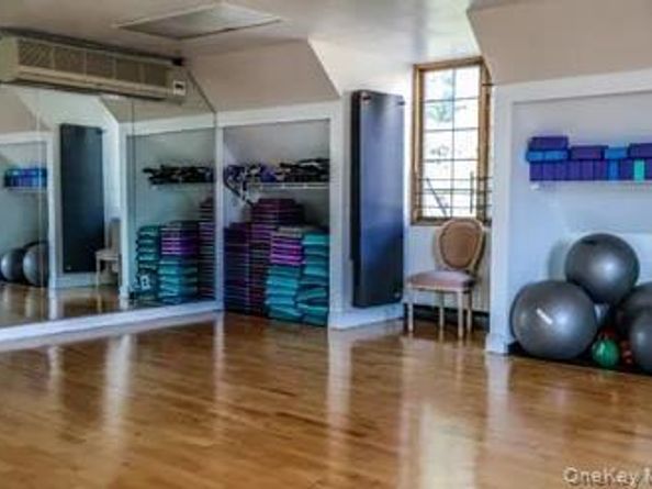 12-32 Diane Place 204 L, Bayside NY 11360